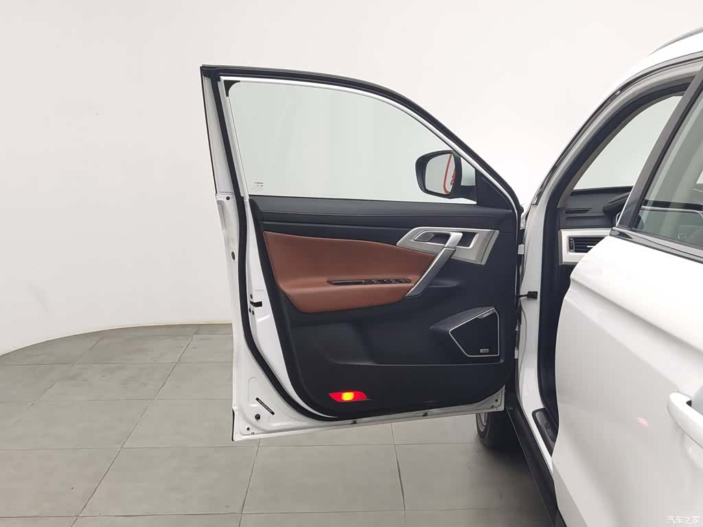 Geely Boyue, 2019 8
