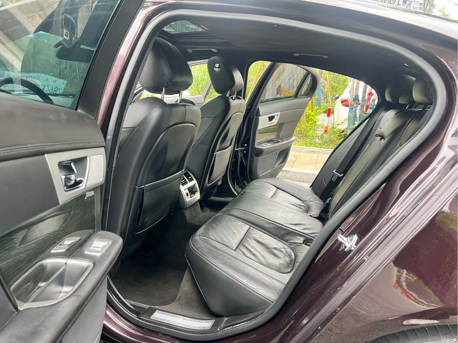 Jaguar XF, 2015 18