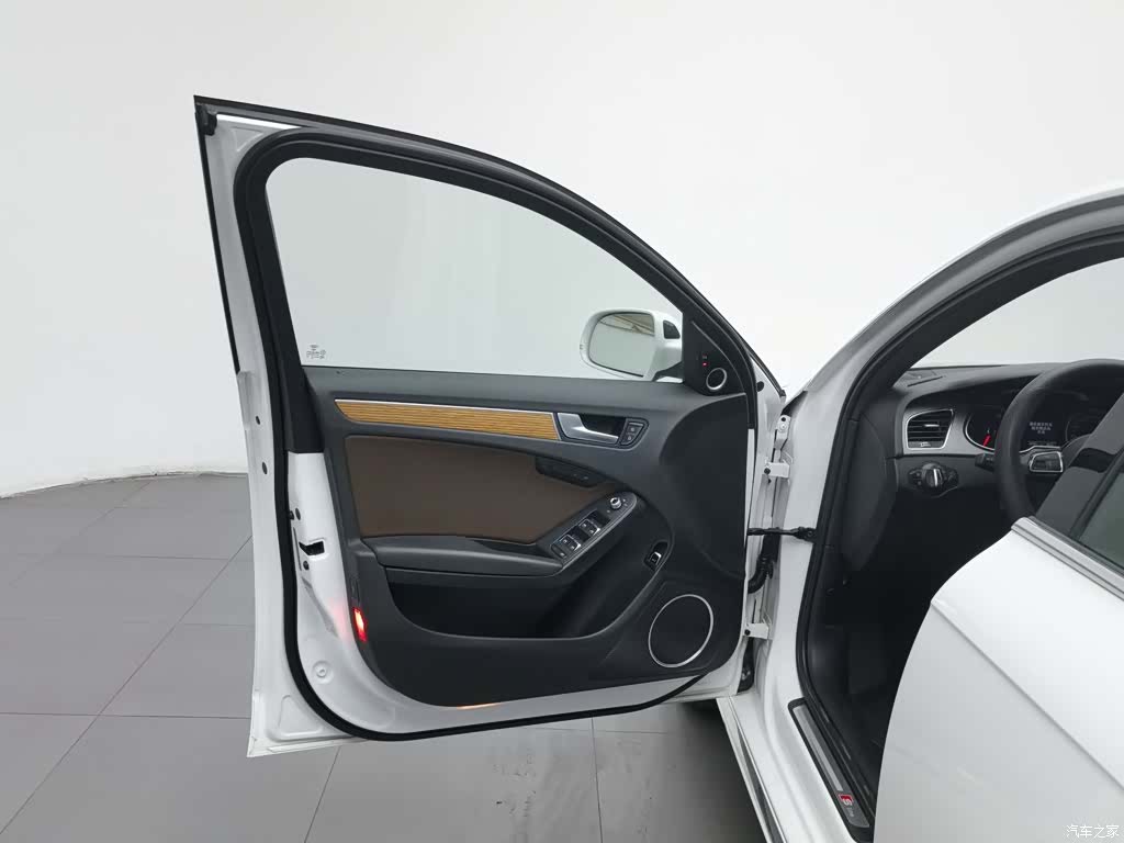 Audi A4L, 2016 8