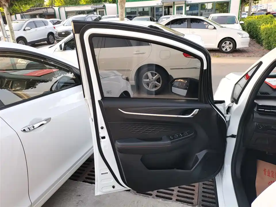 Geely Vision X3