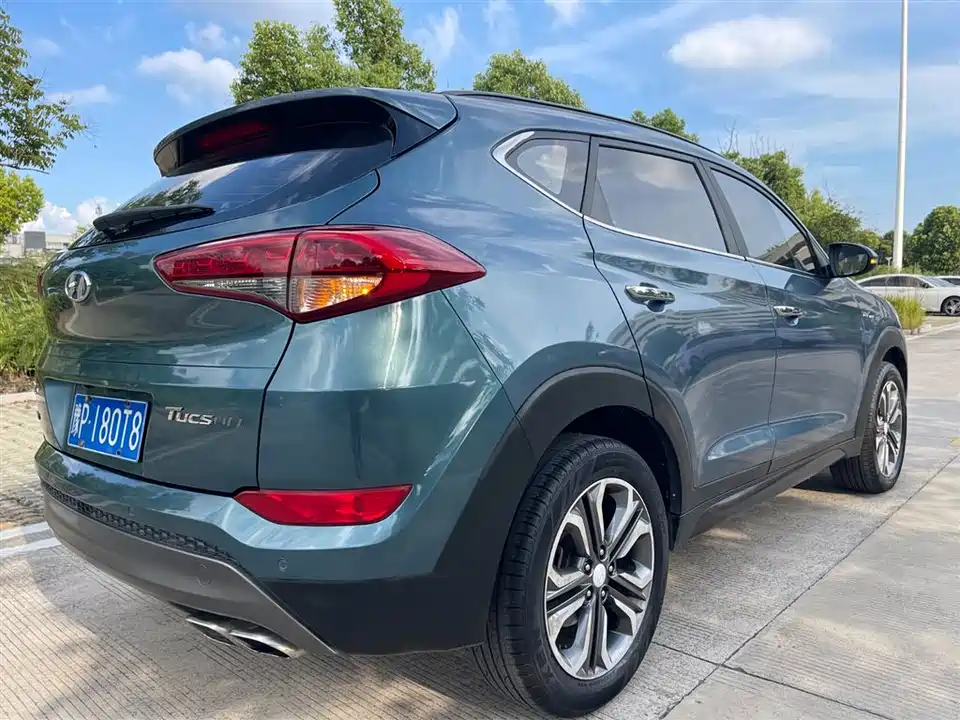 Hyundai Tucson
