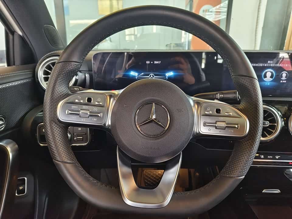 Mercedes-Benz Class A Mercedes-Benz Class A