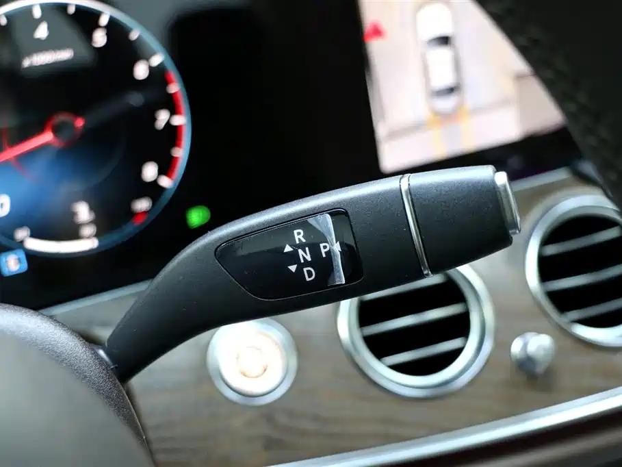 Mercedes-Benz E-class Mercedes-Benz E-class