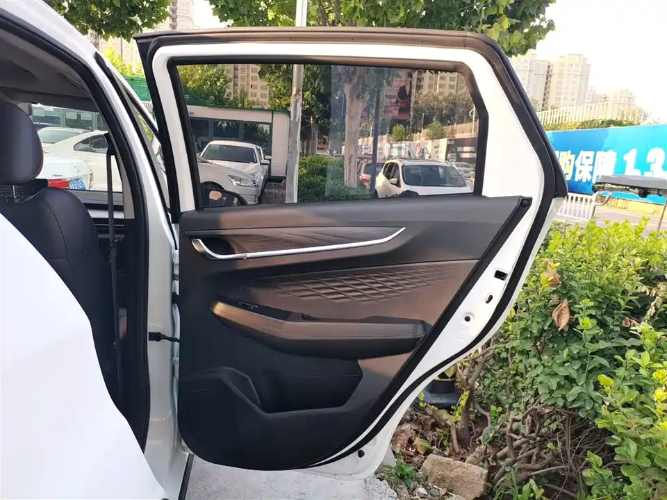 Geely Vision X3