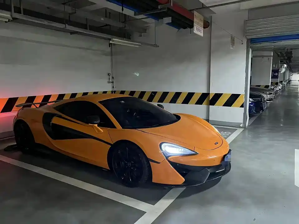McLaren 570