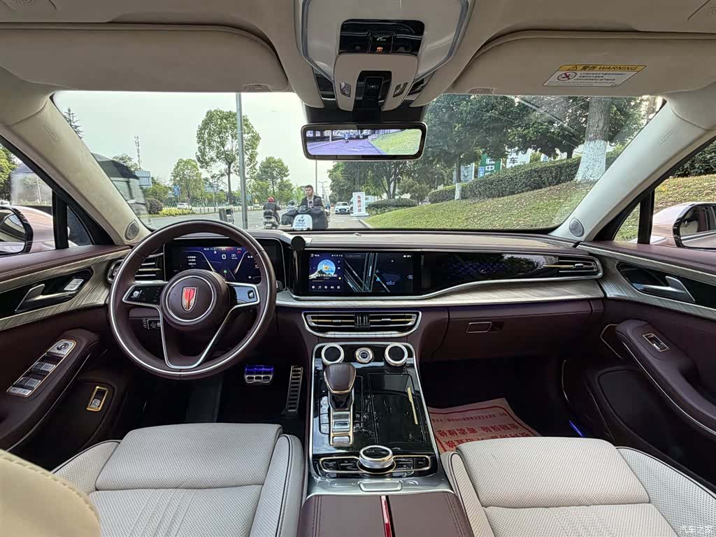 Hongqi H9, 2022 11