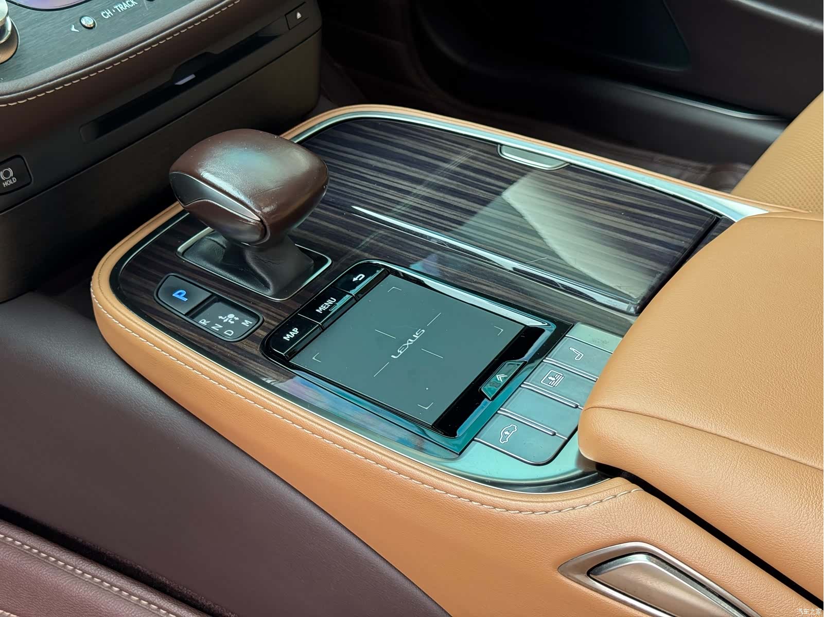 Lexus LS, 2019 13