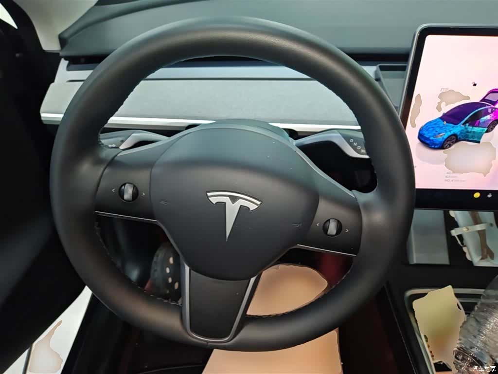 Tesla Model Y, 2023 11