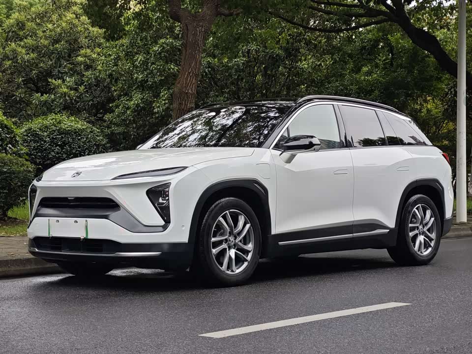 NIO ES6