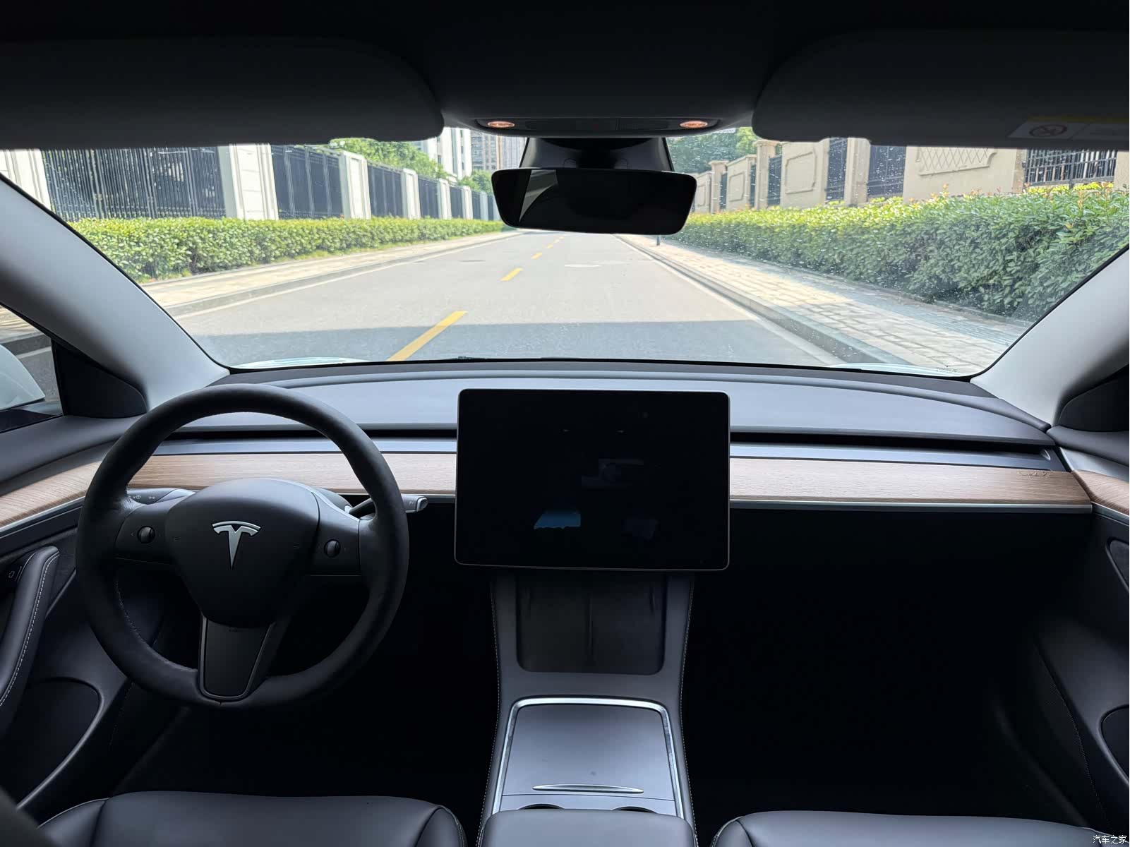 Tesla Model 3, 2021 11