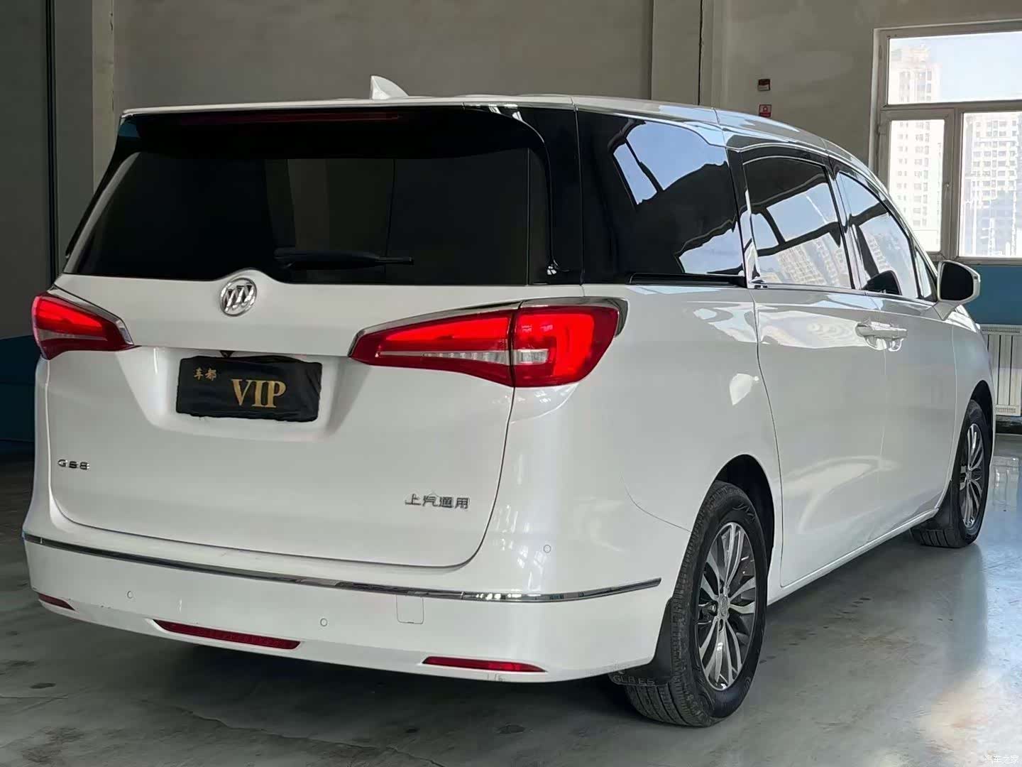 Buick GL8, 2018 7