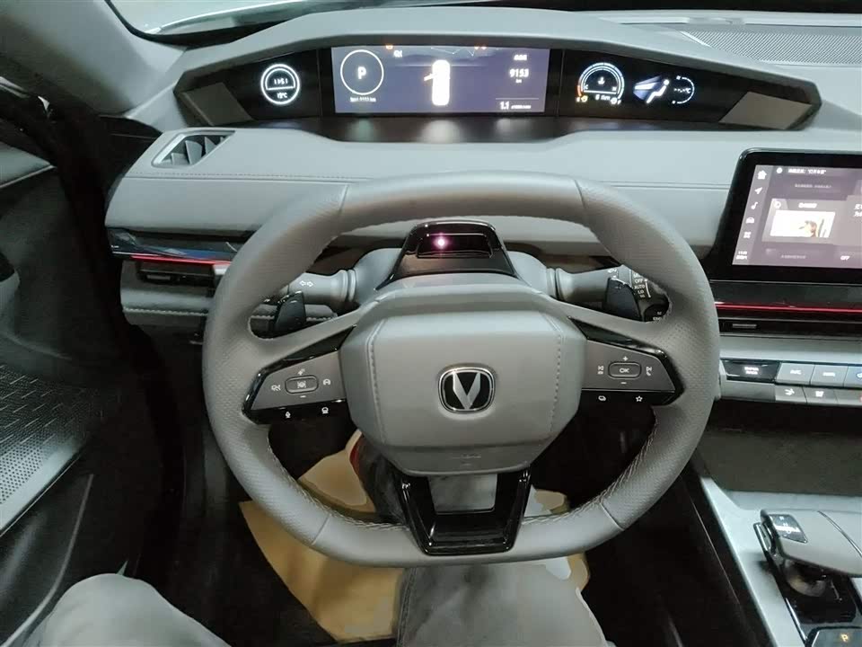 Changan UNI-V