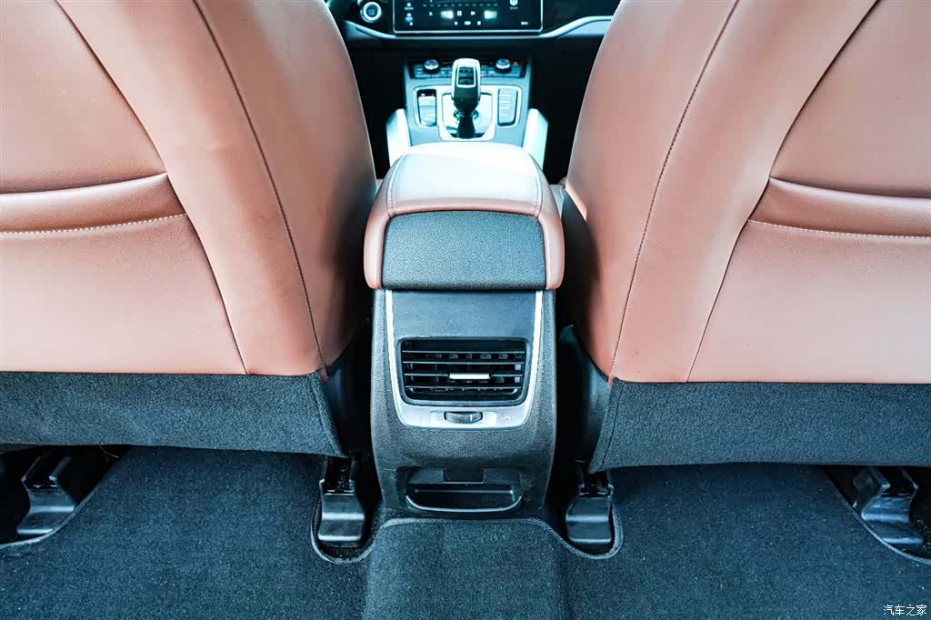 Geely Boyue, 2021 16