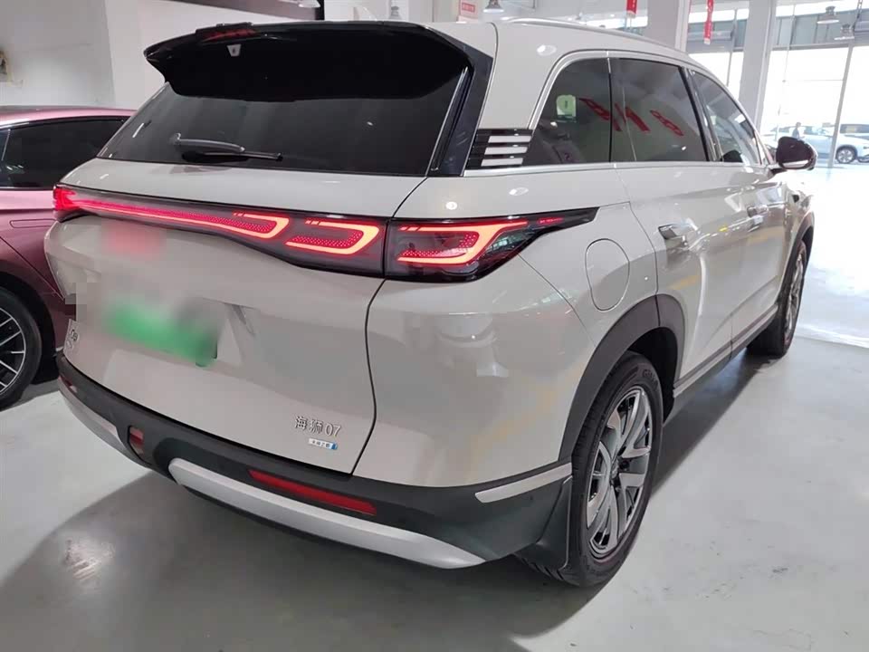 BYD Sea Lion 07 DM-i