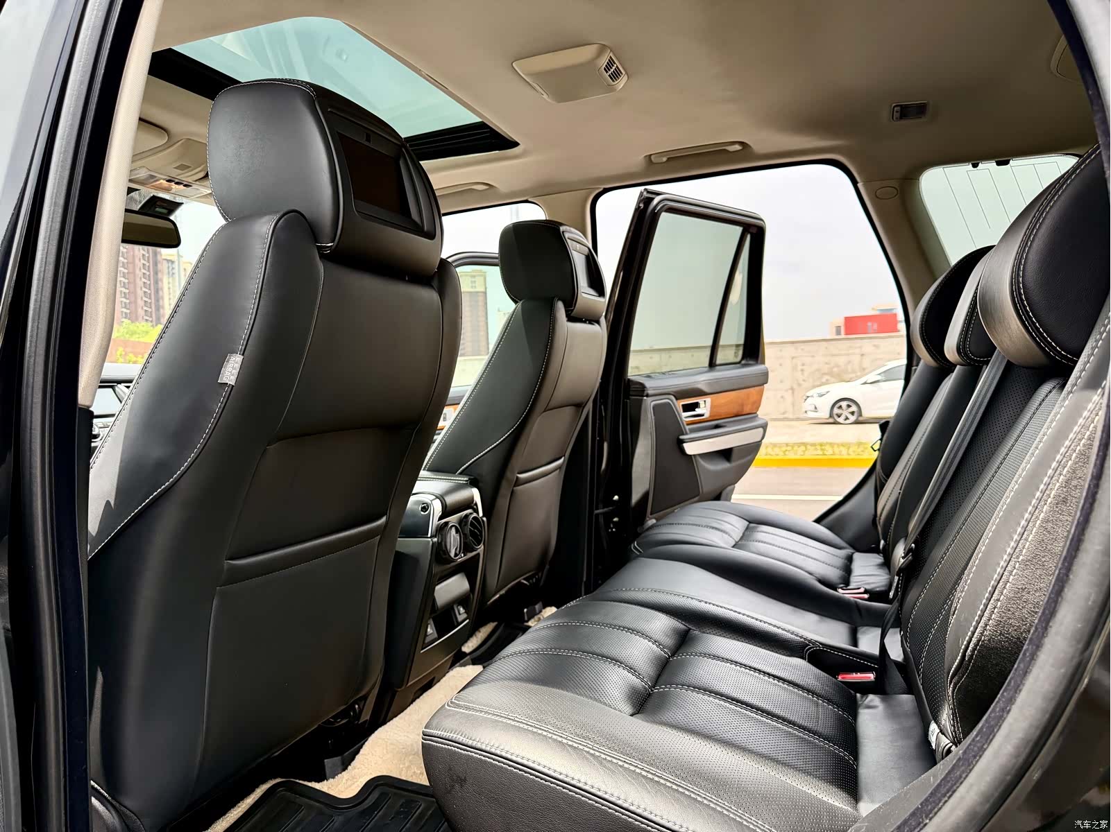 Land Rover Range Rover, 2010 10