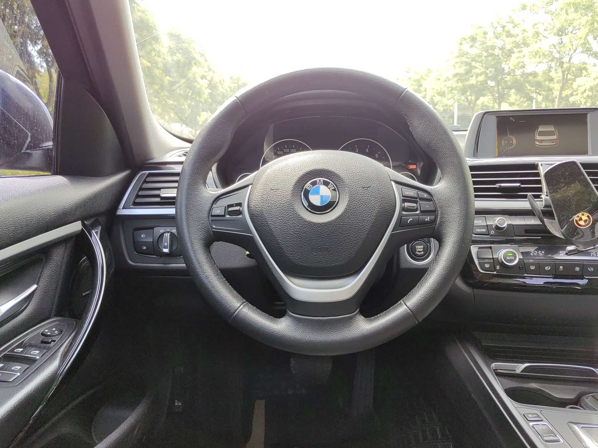 BMW 3 Series, 2016 29