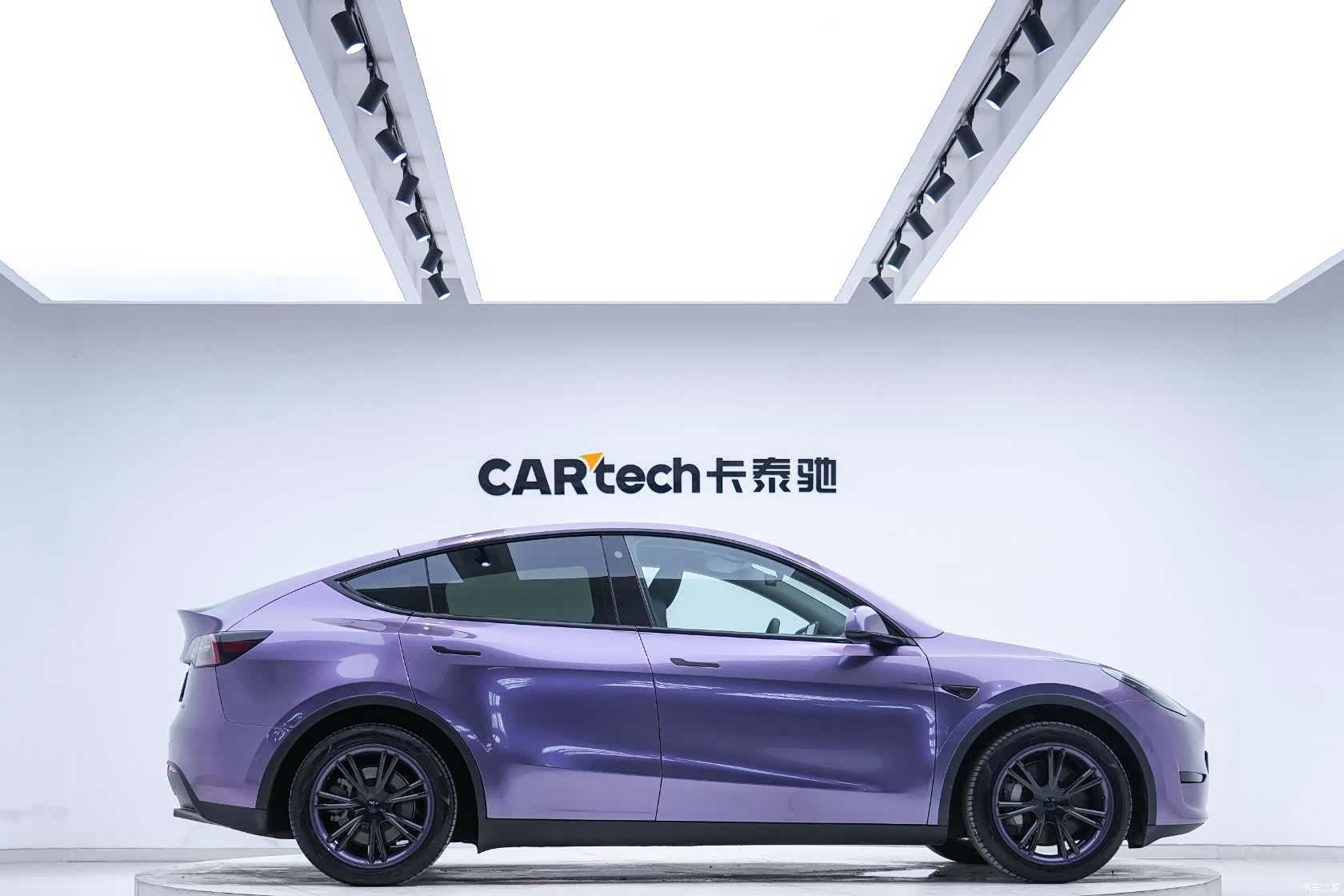 Tesla Model Y, 2022 3
