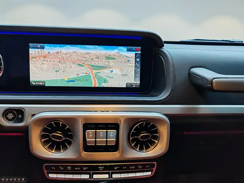 Mercedes-Benz G-class