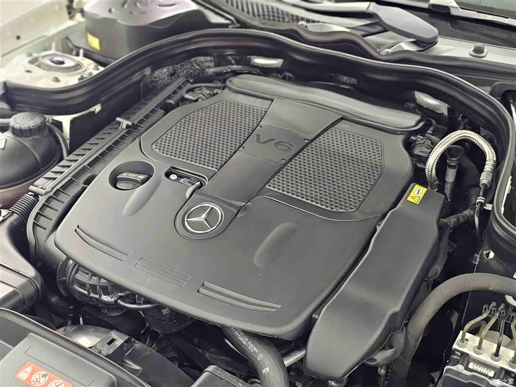 Mercedes-Benz CLS, 2015 29