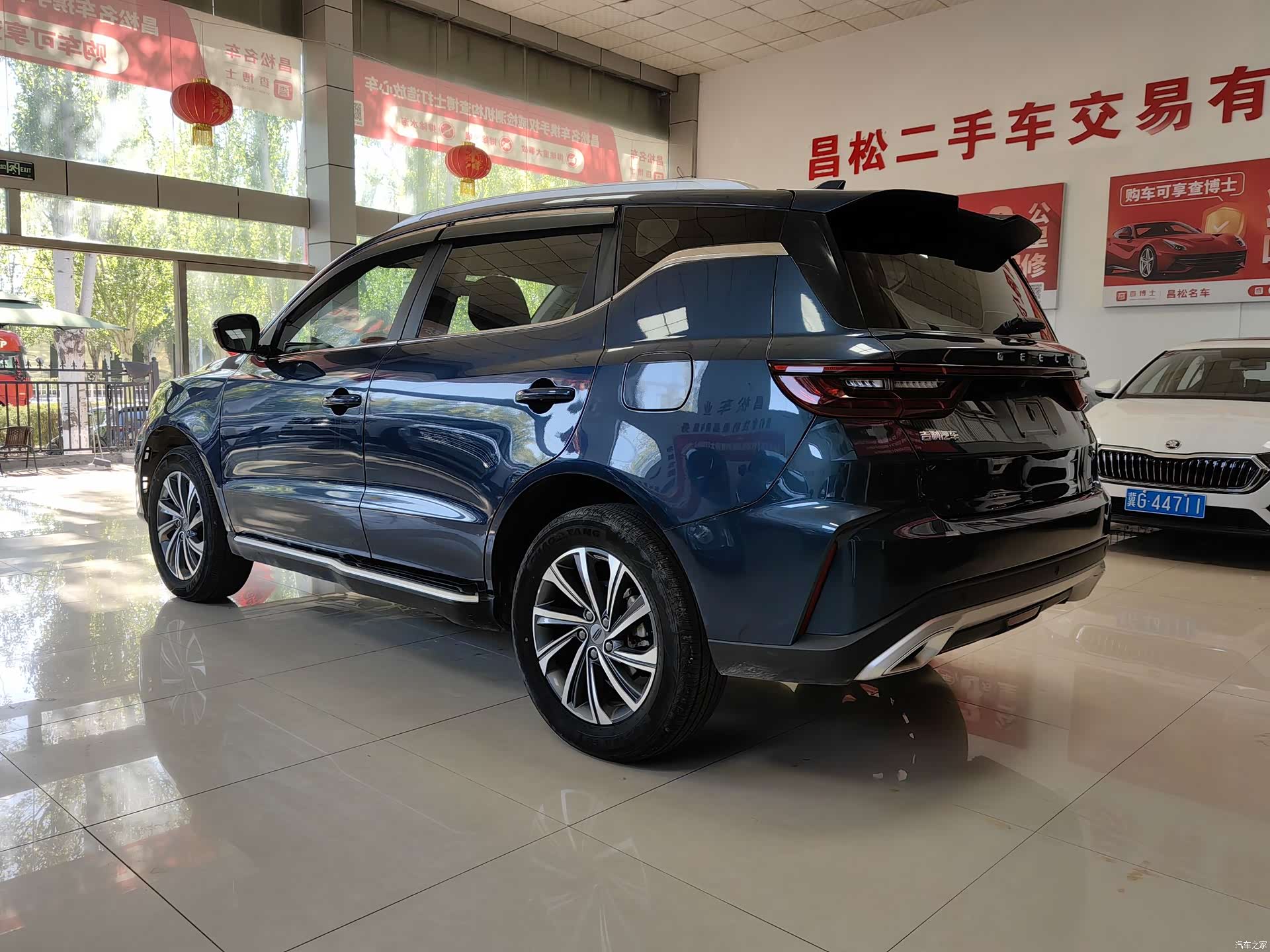 Geely X6, 2022 все фото