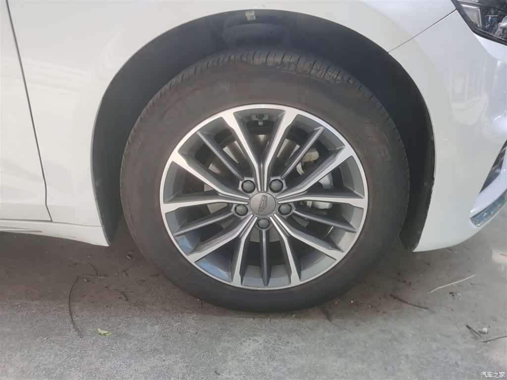 Geely Preface, 2022 8