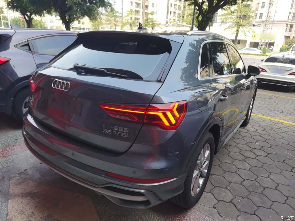 Audi Q3, 2020 все фото