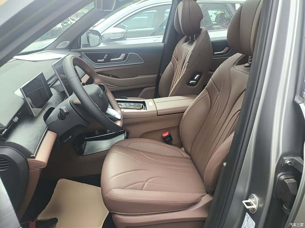 Chery Tiggo 9, 2026 16