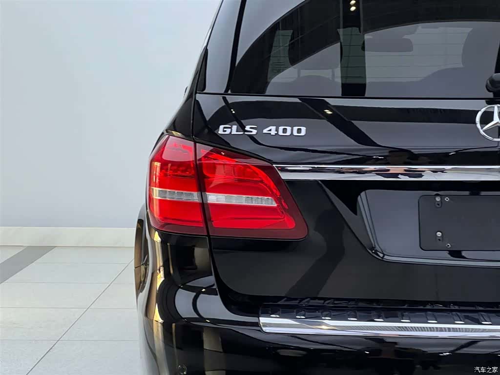 Mercedes-Benz GLS, 2018 12