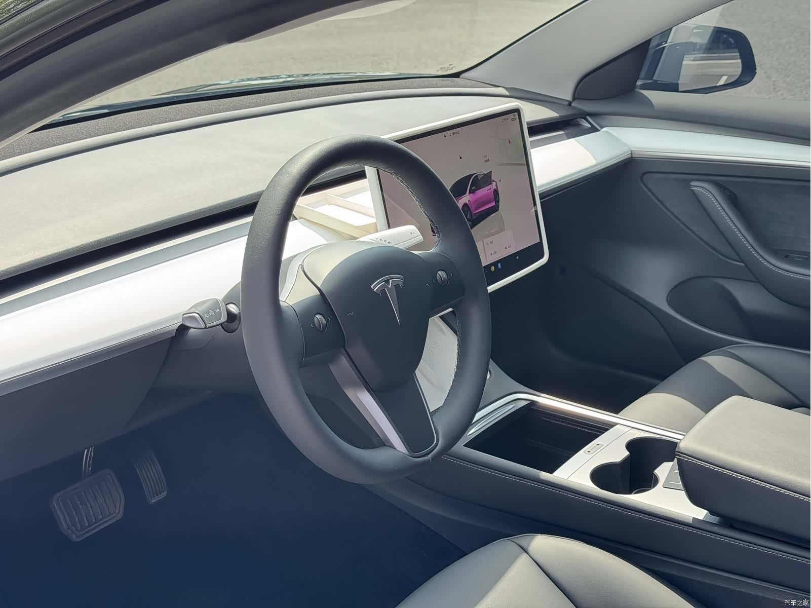 Tesla Model 3, 2023 7