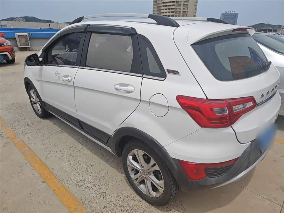 BAIC Shenbao X25 BAIC Shenbao X25