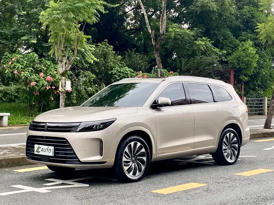 AITO Ask the world M7