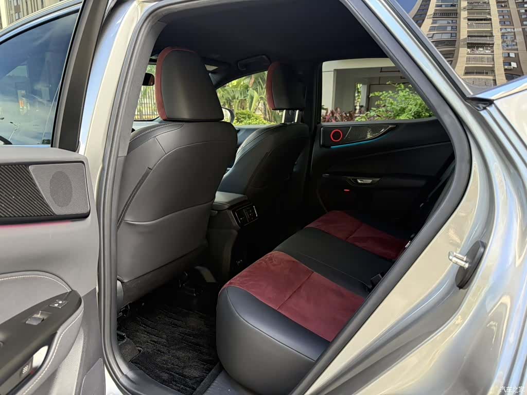 Lexus NX, 2024 все фото
