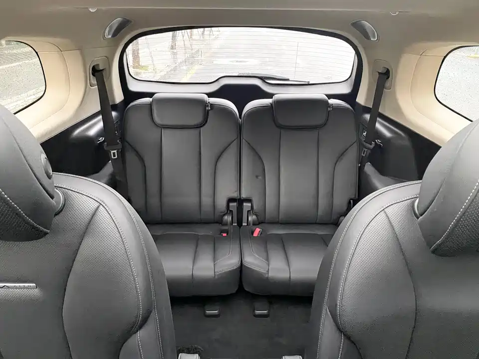 AITO Ask the world M7