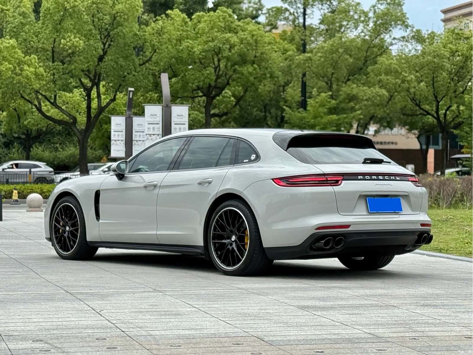 Porsche Panamera, 2018 3