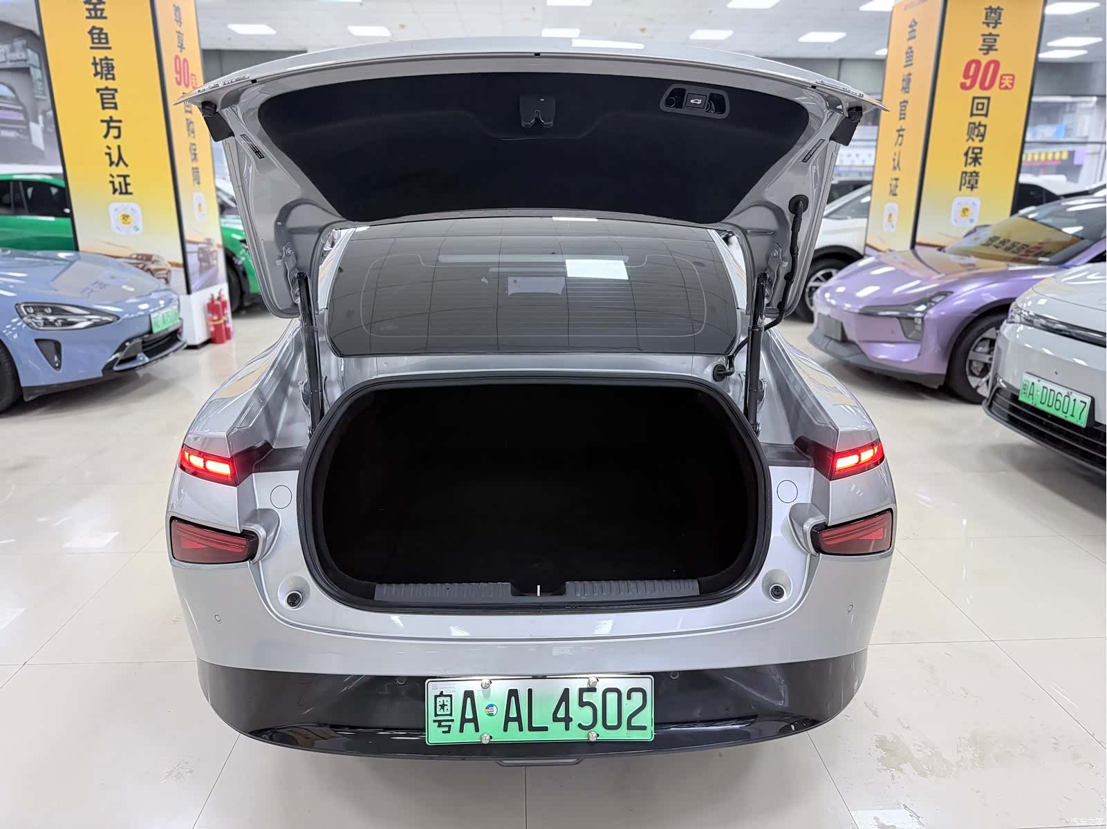 Xpeng P7, 2022 12
