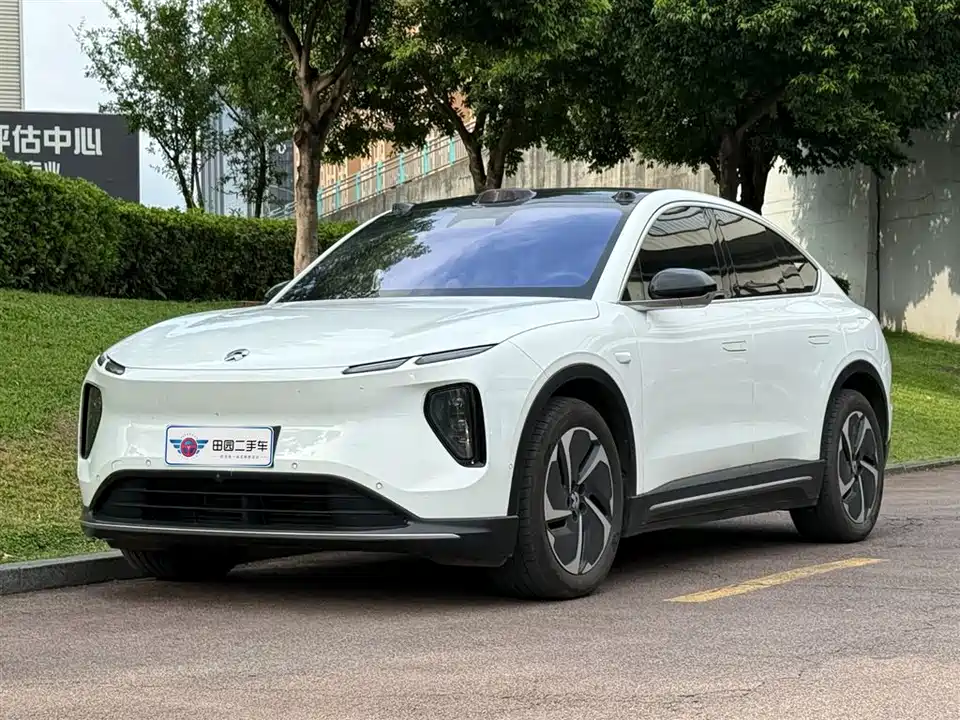 NIO EC6
