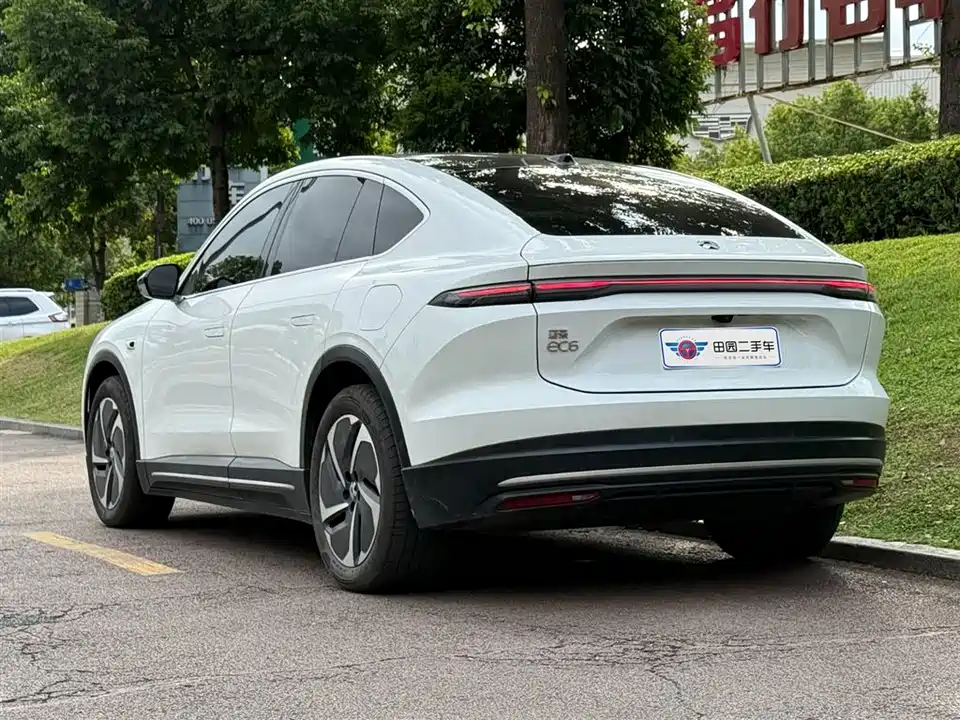 NIO EC6