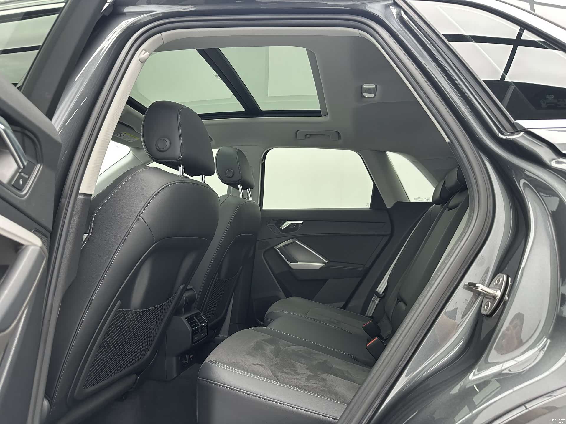 Audi Q3, 2022 6