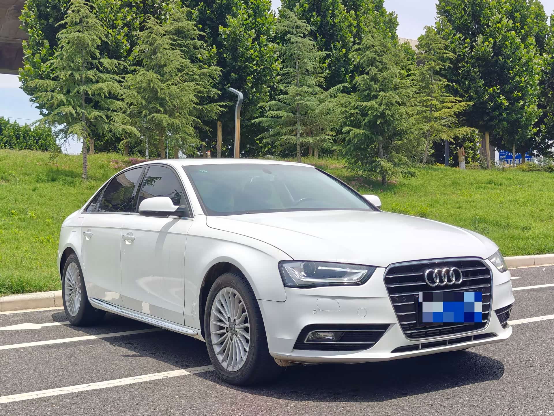 Audi A4L, 2016 3