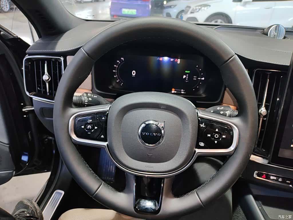 Volvo S90, 2025 7