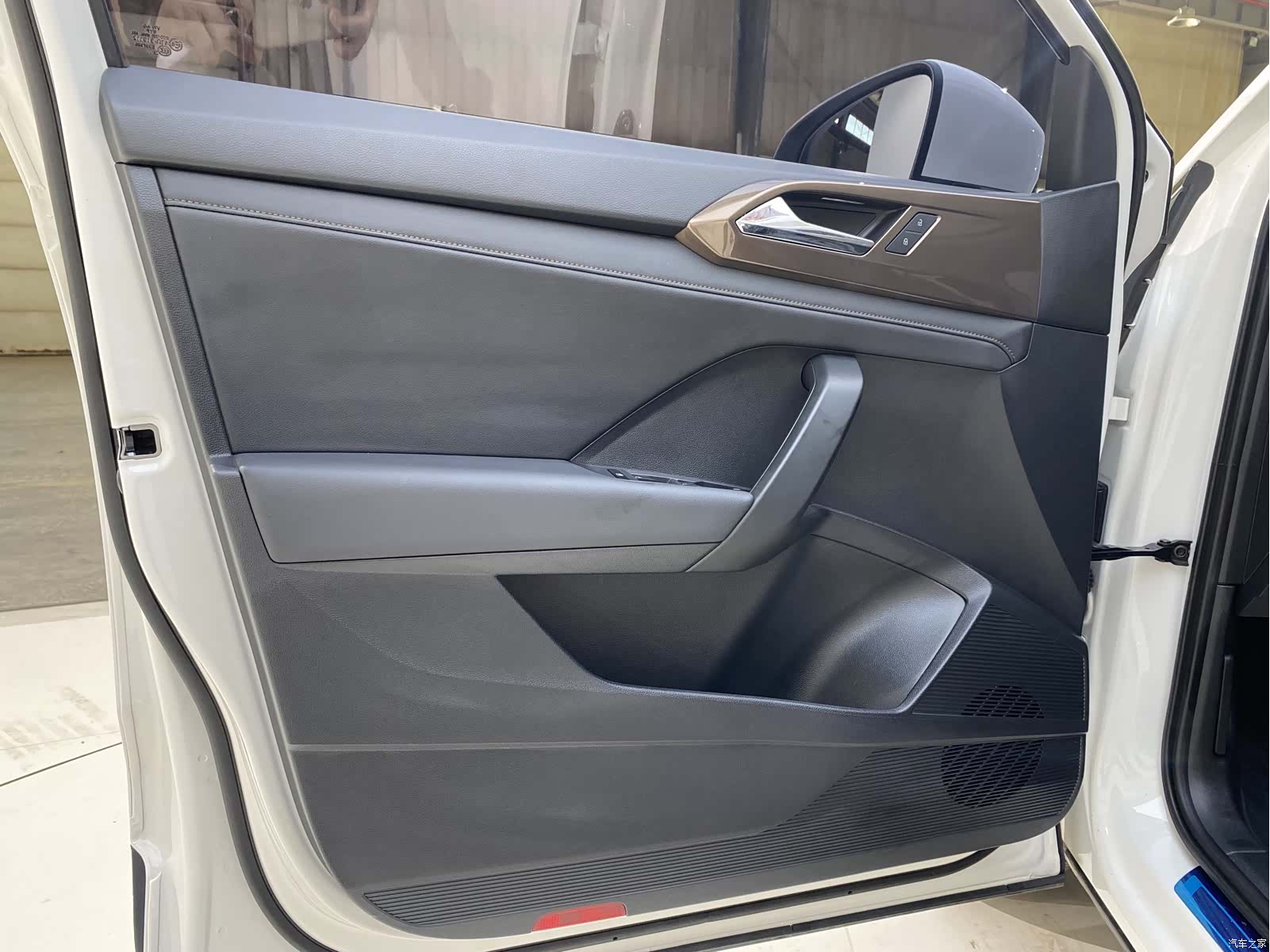 Volkswagen Tharu, 2023 10