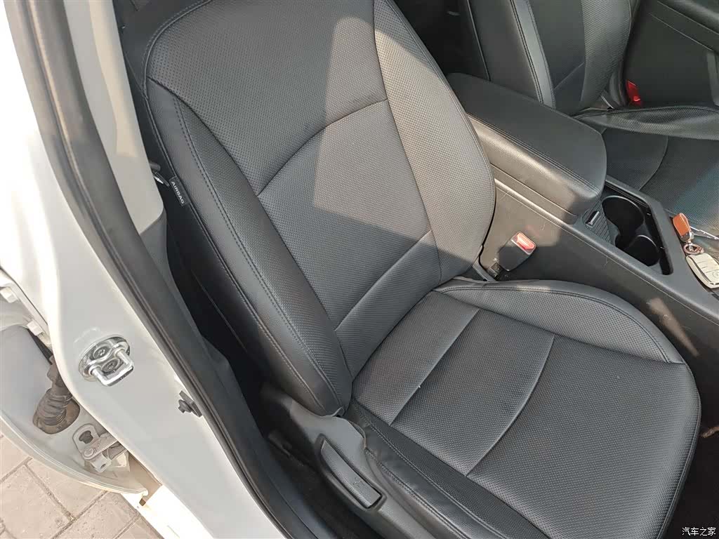 Kia K5, 2015 4