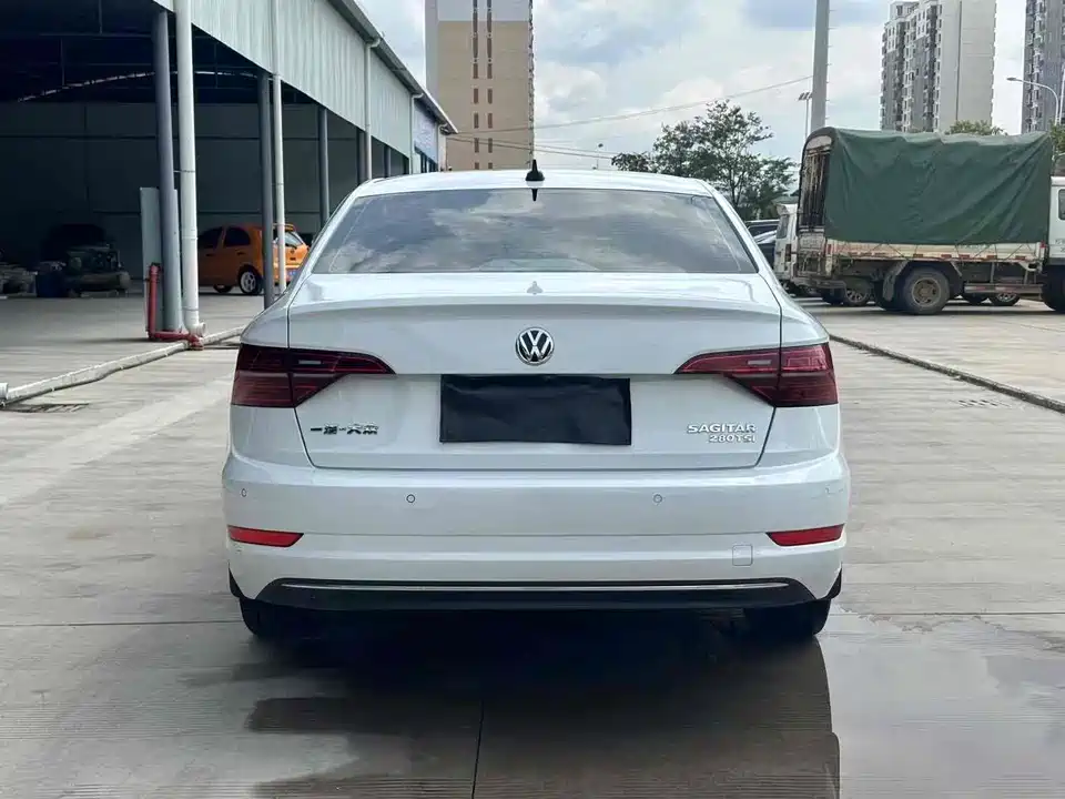 Volkswagen Sagitar