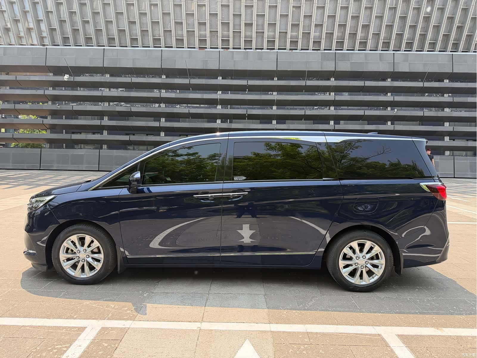 Buick GL8, 2020 все фото