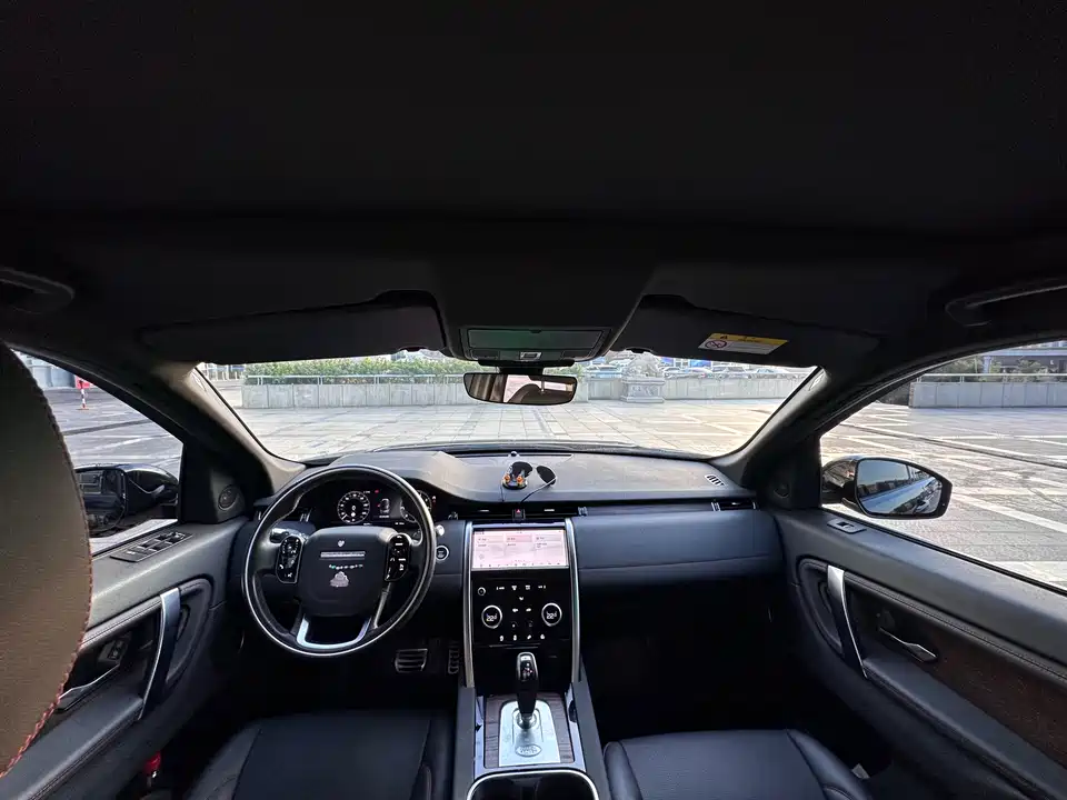 Land Rover Discover sports