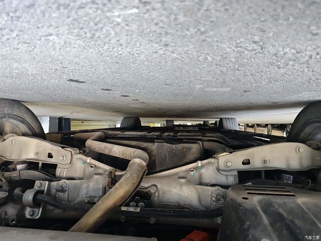 Li Auto L9, 2023 25