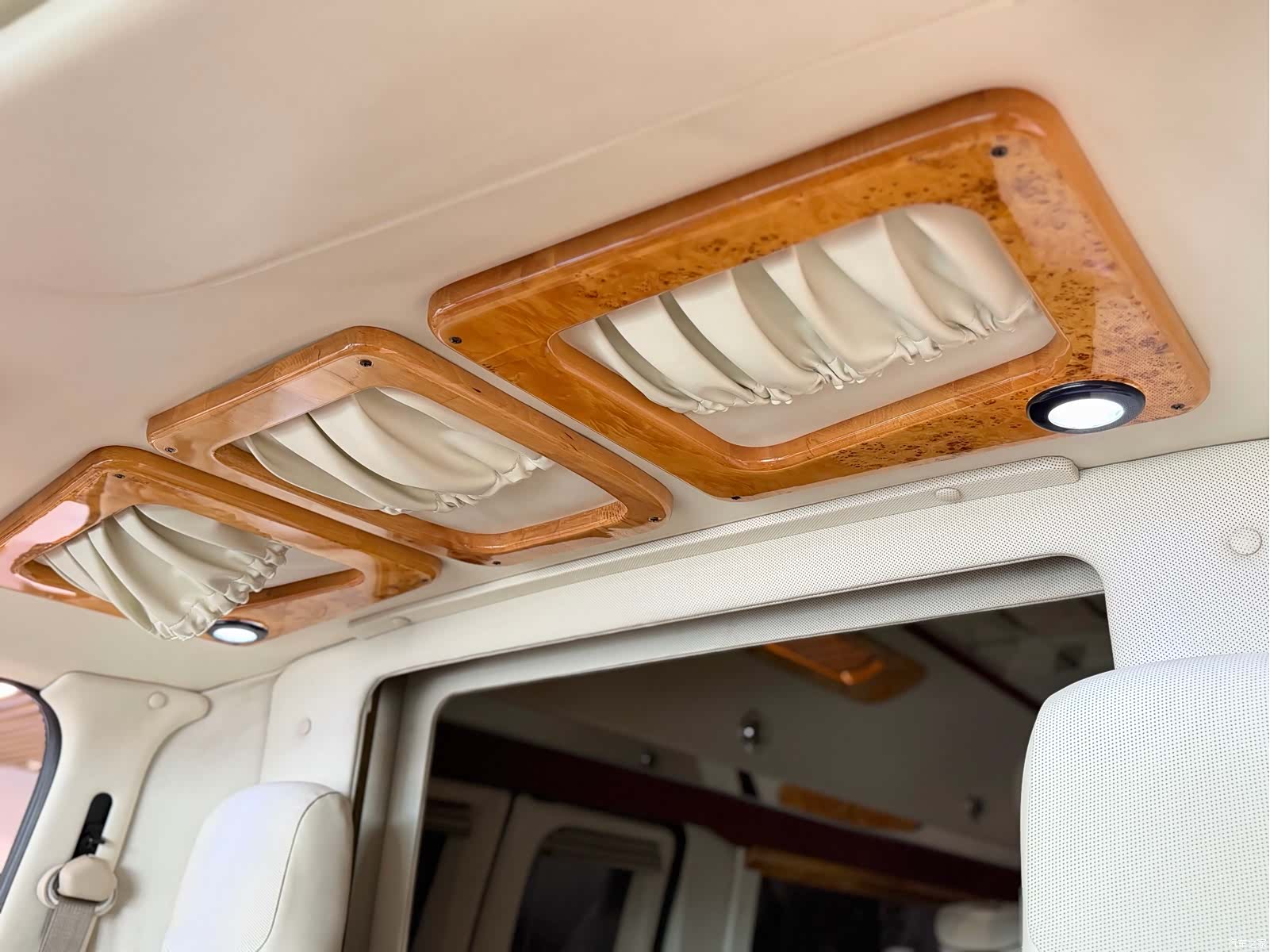 Ford E350, 2014 19