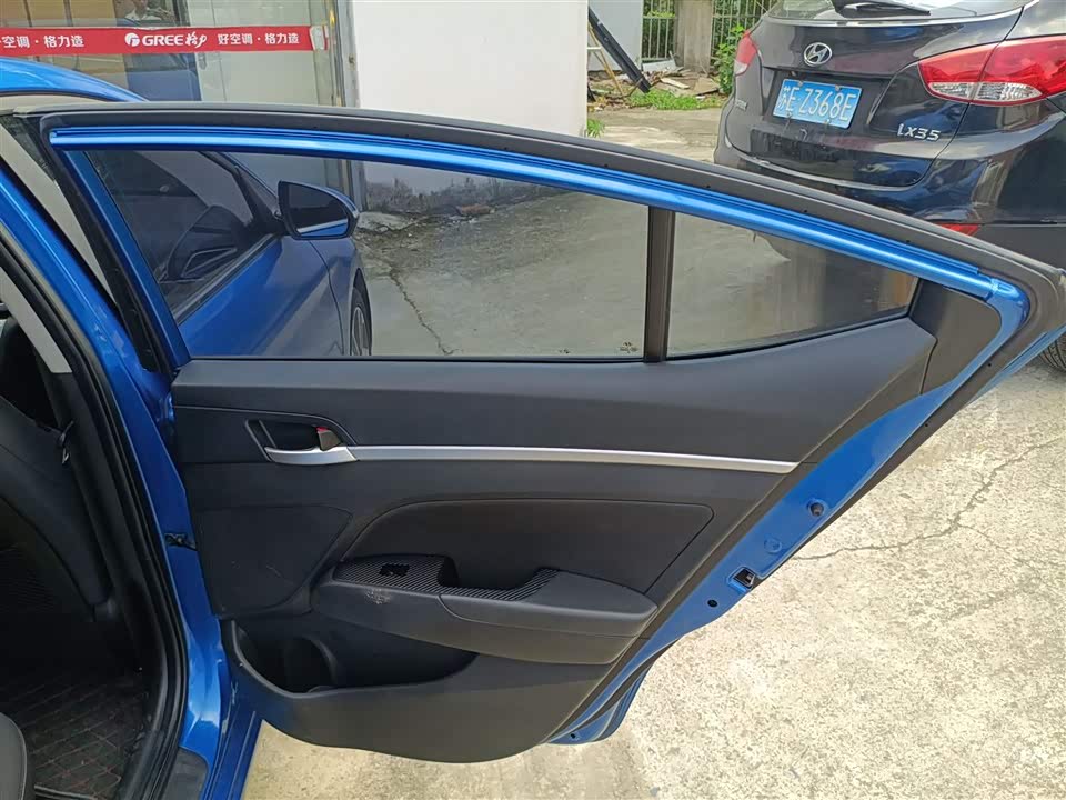 Hyundai Lead