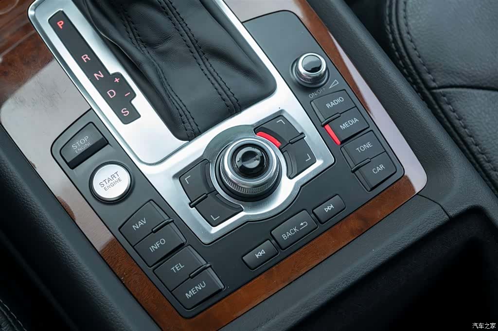 Audi Q7, 2015 33