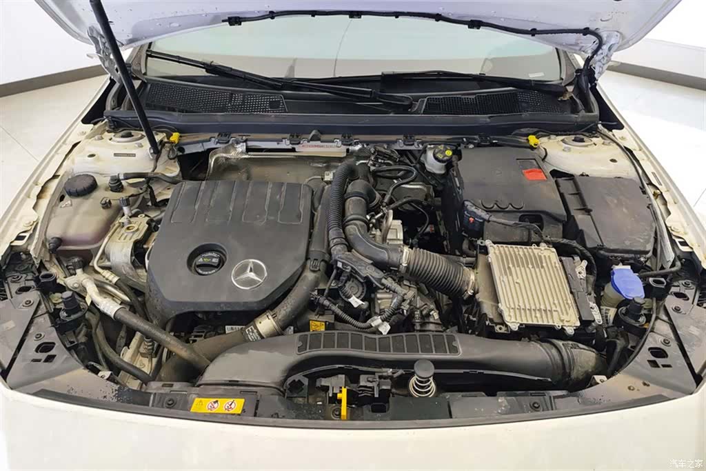 Mercedes-Benz A-Class, 2024 10